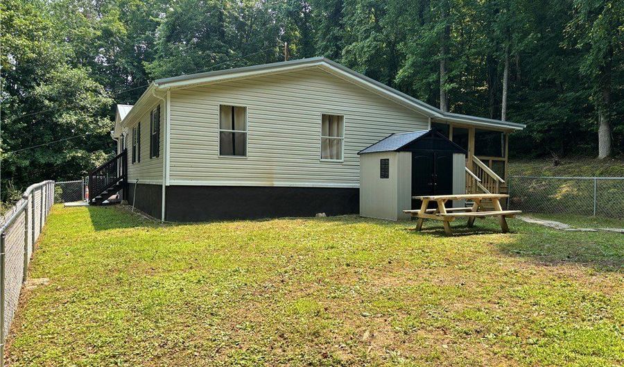 1609 Ella-s Way, Alum Creek, WV 25309 - 3 Beds, 2 Bath