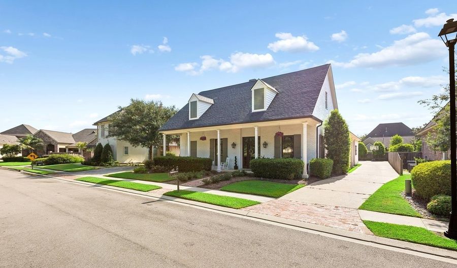 3012 Grand Field Ave, Baton Rouge, LA 70810 - 5 Beds, 4 Bath