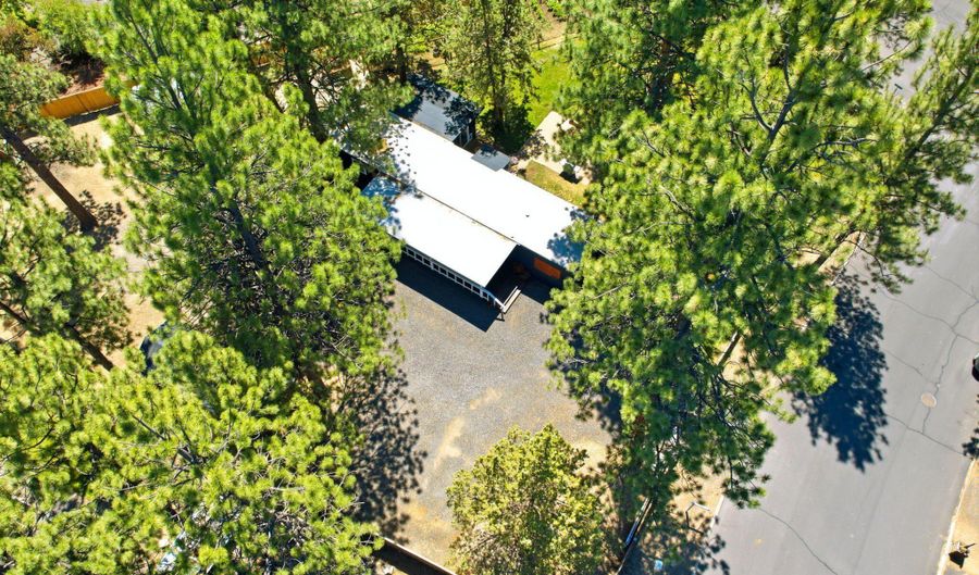 19657 Hiller Dr, Bend, OR 97702 - 2 Beds, 1 Bath
