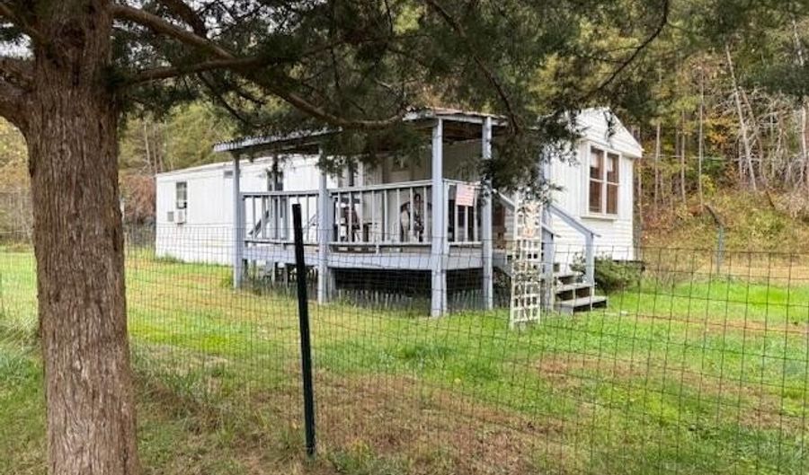 112 Liesegang Rd, Beattyville, KY 41311 - 2 Beds, 1 Bath