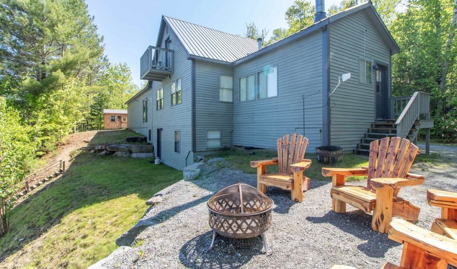 225 Spectacle Pond Rd, Brighton, VT 05846 - 2 Beds, 2 Bath