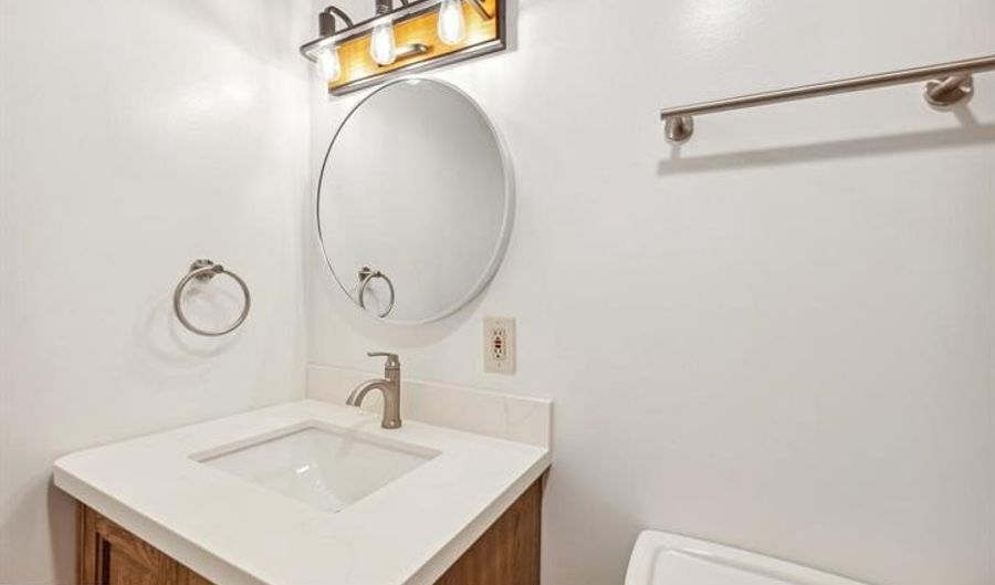 3322 WOODBURN VILLAGE Dr 13, Annandale, VA 22003 - 3 Beds, 2 Bath