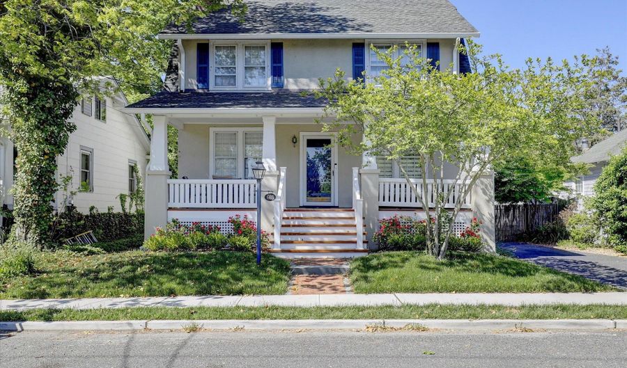 603 Laurel Ave, Allenhurst, NJ 07711 - 4 Beds, 1 Bath