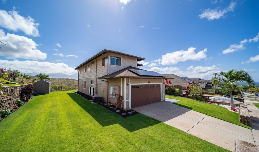 92-735 Welo St, Kapolei, HI 96707 - 5 Beds, 3 Bath