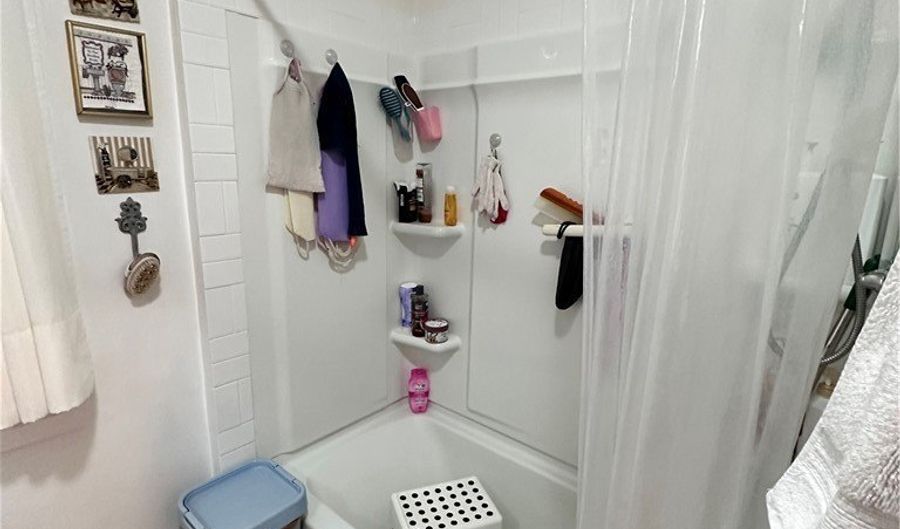 2116 S Palm Grove Ave, Los Angeles, CA 90016 - 7 Beds, 5 Bath