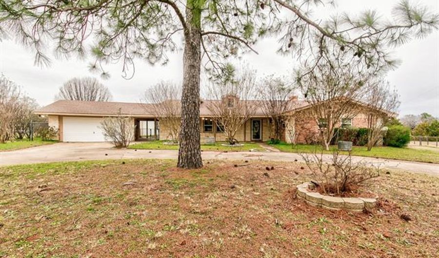 4409 Chaparral Ct, Alvarado, TX 76009 - 4 Beds, 3 Bath