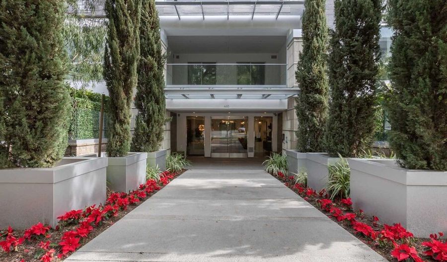 460 N Palm Dr 402, Beverly Hills, CA 90210 - 4 Beds, 4 Bath