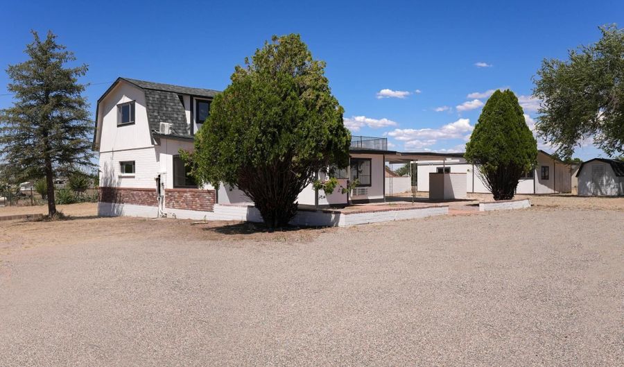 2375 N Cochise St, Chino Valley, AZ 86323 - 3 Beds, 2 Bath