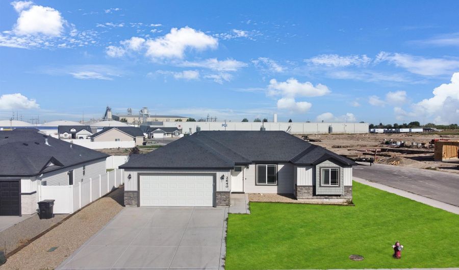 2640 Grand Canyon Dr, Burley, ID 83318 - 3 Beds, 2 Bath