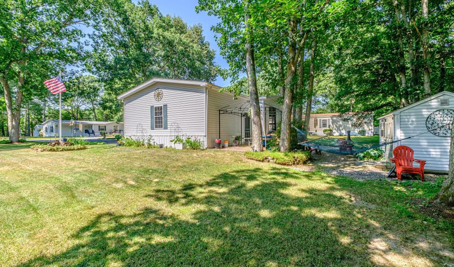 20 Chickadee Dr, Alfred, ME 04002 - 2 Beds, 2 Bath