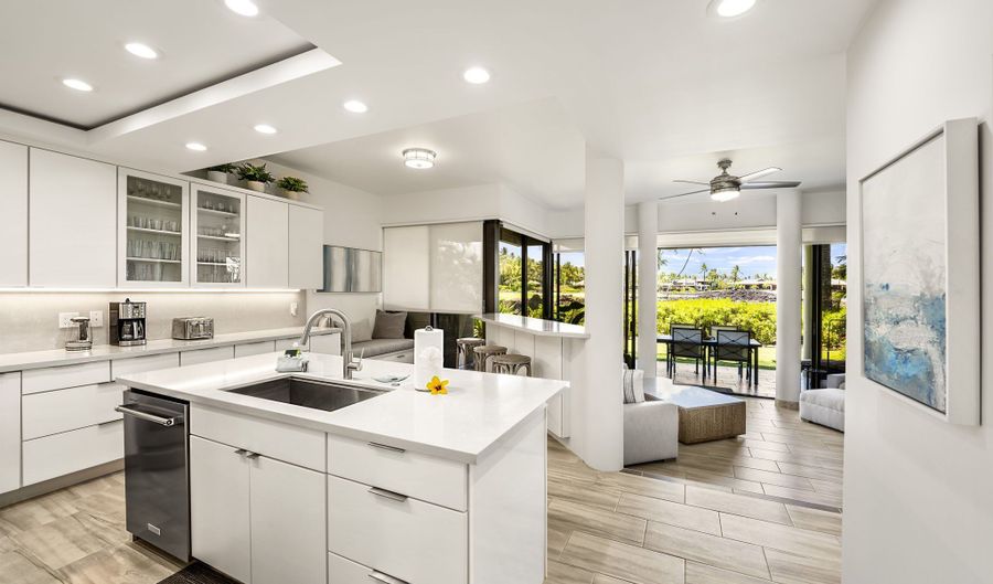 68-1050 MAUNA LANI POINT Dr H107, Kamuela, HI 96743 - 1 Beds, 2 Bath