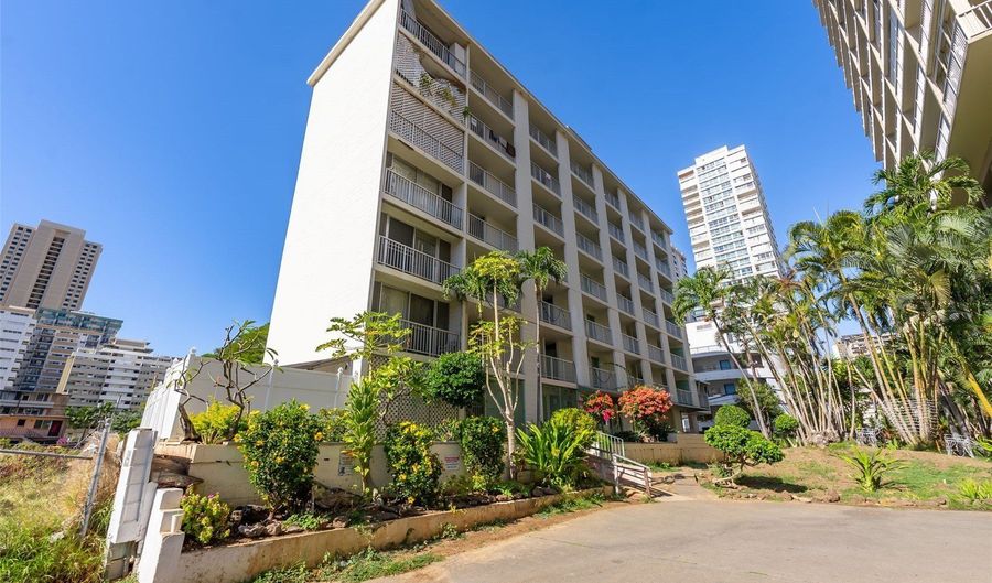 249 Kapili St 402, Honolulu, HI 96815 - 0 Beds, 1 Bath