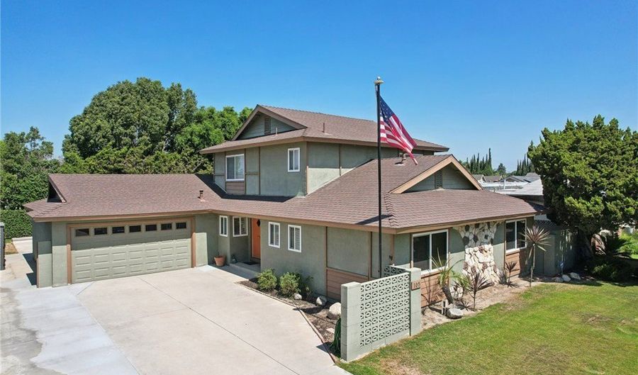 105 N Trevor St, Anaheim, CA 92806 - 4 Beds, 3 Bath