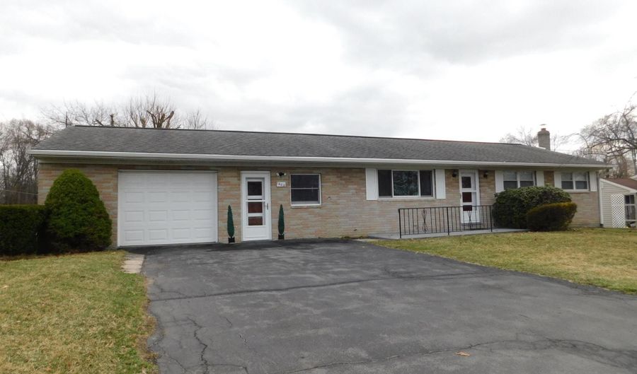 1569 FRANK Rd, Chambersburg, PA 17202 - 3 Beds, 1 Bath