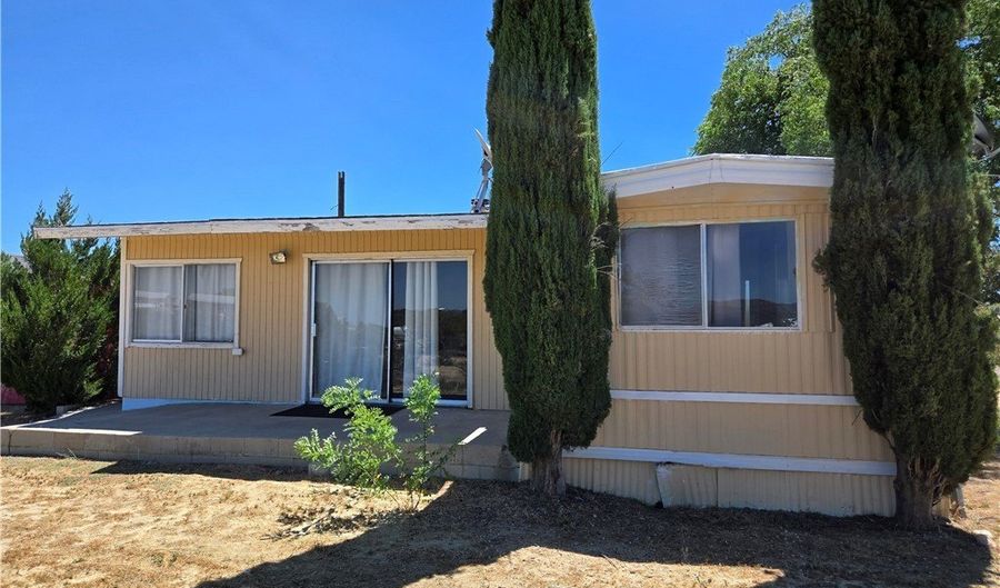 41990 Gassner Rd, Anza, CA 92539 - 2 Beds, 2 Bath