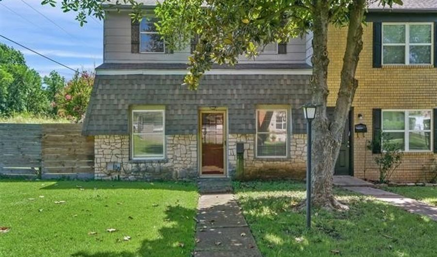 924 Manor Mall, Ardmore, OK 73401 - 3 Beds, 3 Bath