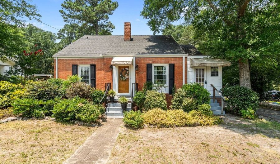 805 N Chestnut St, Aberdeen, NC 28315 - 3 Beds, 1 Bath