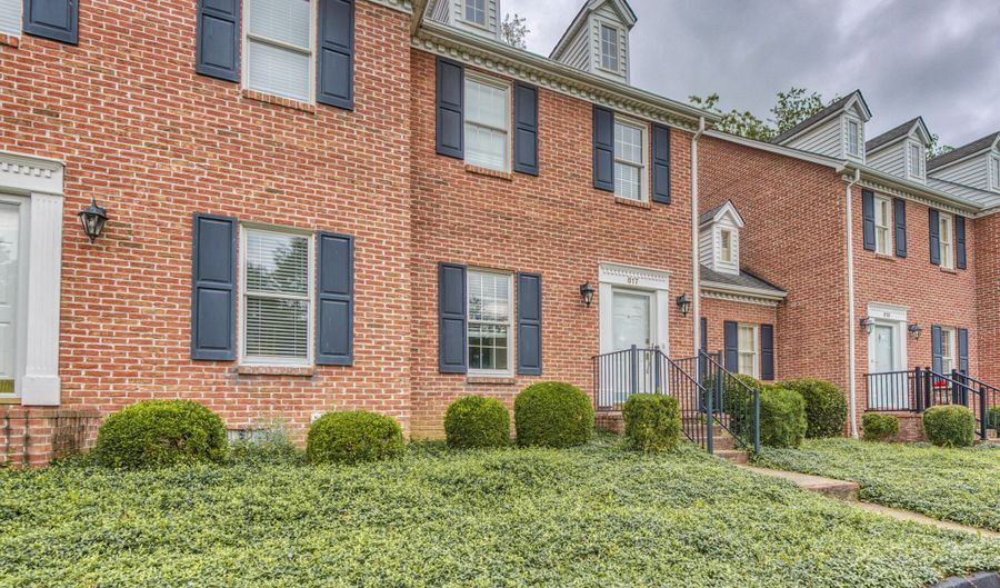 817 NE Wayne Ave Ave 817, Abingdon, VA 24210 - 2 Beds, 2 Bath