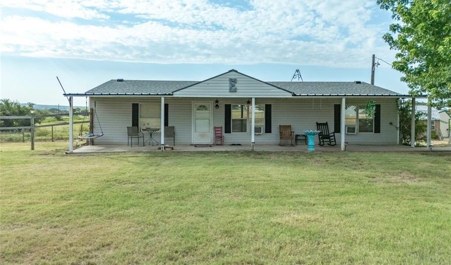 173 Private Rd 2698 Rd, Alvord, TX 76225 - 0 Beds, 2 Bath