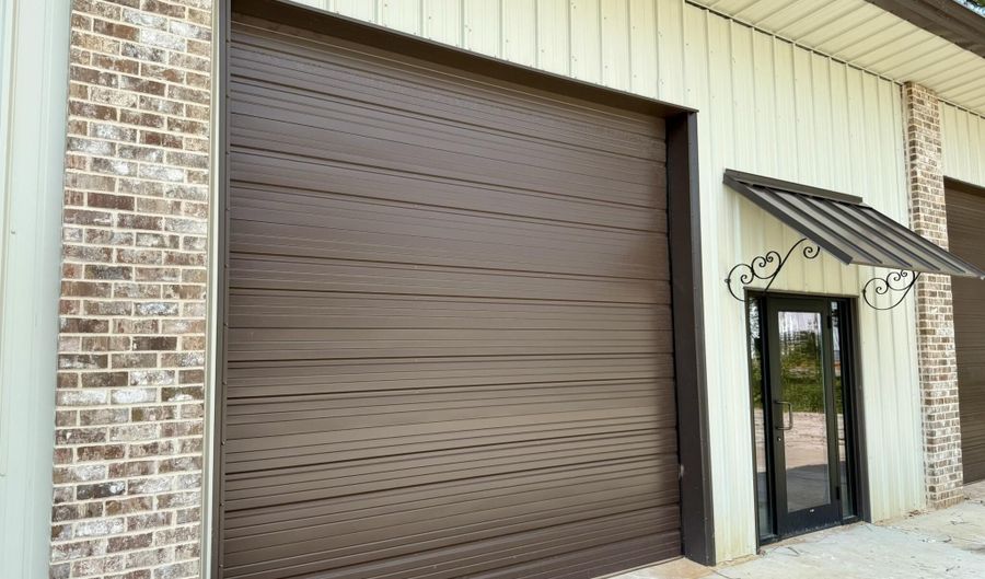 14313 Cullen St, Biloxi, MS 39532 - 1 Beds, 0 Bath