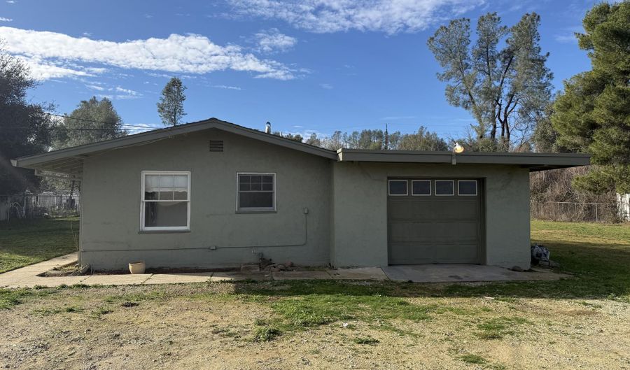 6820 CA-273, Anderson, CA 96007 - 2 Beds, 2 Bath
