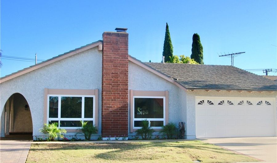 8896 Thames River Ave, Fountain Valley, CA 92708 - 4 Beds, 2 Bath