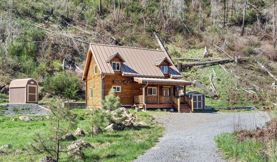 52633 MCKENZIE Hwy, Blue River, OR 97413 - 3 Beds, 2 Bath