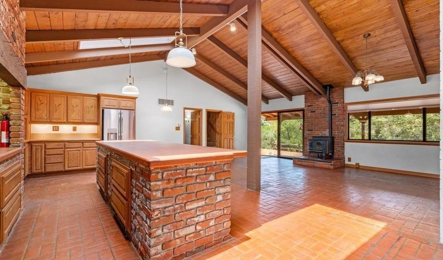 3001 Venadito, Alpine, CA 91901 - 3 Beds, 3 Bath