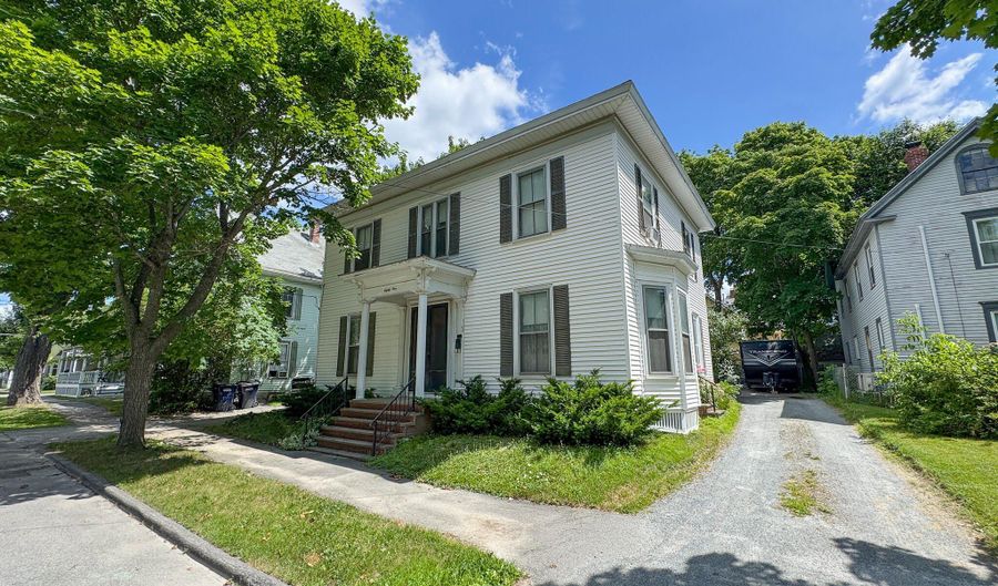 81 Parkview Ave, Bangor, ME 04401 - 4 Beds, 2 Bath
