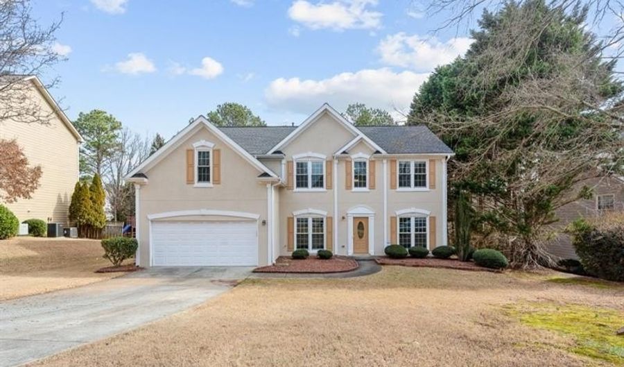 2030 Brook Meadow Dr, Alpharetta, GA 30005 - 5 Beds, 3 Bath