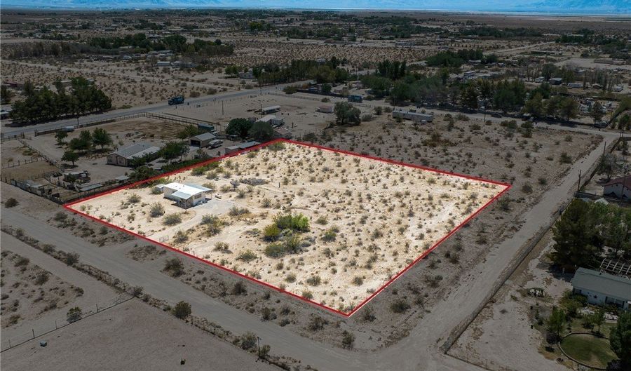 2615 Dolomite Ave, Jean, NV 89019 - 1 Beds, 1 Bath