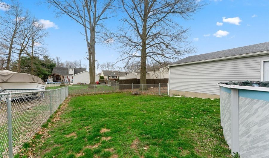 610 Notre Dame Ave, Austintown, OH 44515 - 3 Beds, 2 Bath