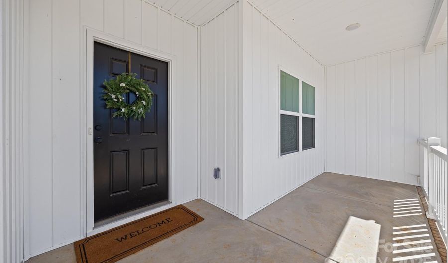 4822 Bull Run Rd, Blackstock, SC 29014 - 3 Beds, 3 Bath