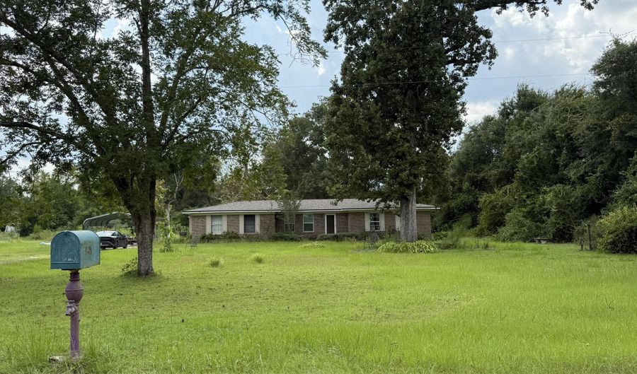 4967 Kings Rd, Bascom, FL 32423 - 3 Beds, 2 Bath