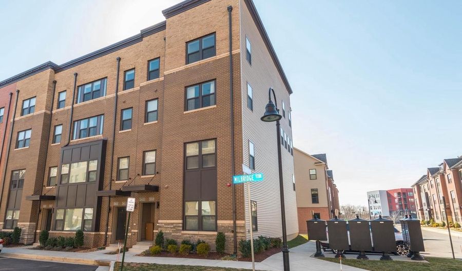 20523 MILBRIDGE Ter, Ashburn, VA 20147 - 3 Beds, 3 Bath
