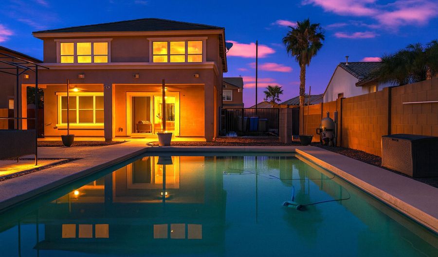 29421 W COLUMBUS Ave, Buckeye, AZ 85396 - 4 Beds, 3 Bath