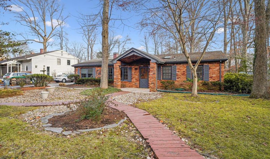 2845 CARROLLTON Rd, Annapolis, MD 21403 - 3 Beds, 2 Bath