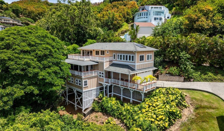 44-119 Kahinani Way D, Kaneohe, HI 96744 - 5 Beds, 4 Bath