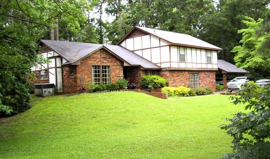 1211 BUCK WRIGHT Rd, Ashdown, AR 71822 - 3 Beds, 3 Bath