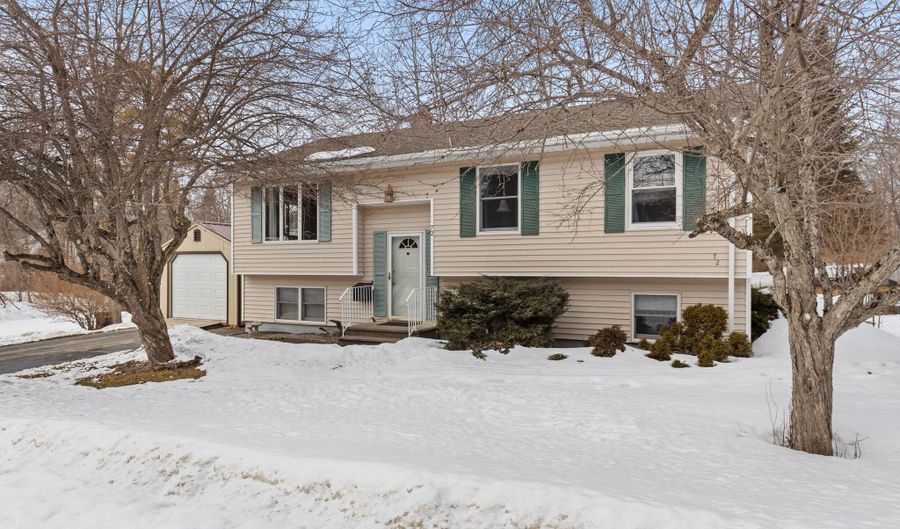 72 Louise St, Auburn, ME 04210 - 4 Beds, 0 Bath