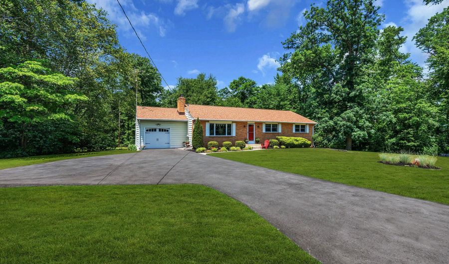 88 Ellisdale Rd, Allentown, NJ 08501 - 3 Beds, 2 Bath