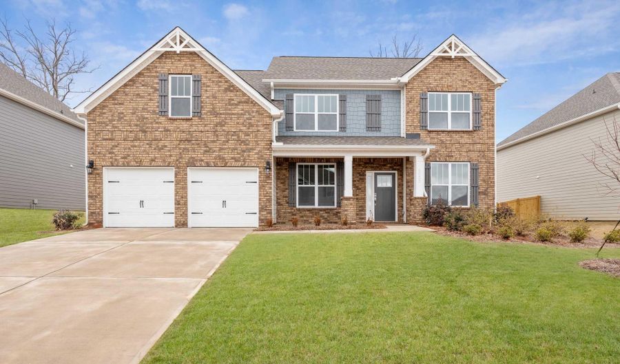 6055 Thicket Ln, Boiling Springs, SC 29316 - 5 Beds, 4 Bath