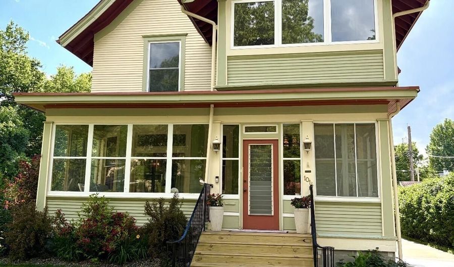 1014 S Jay St, Aberdeen, SD 57401 - 5 Beds, 3 Bath