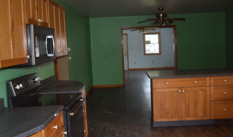 2104 Norton Ln, Bedford, IN 47421 - 4 Beds, 3 Bath