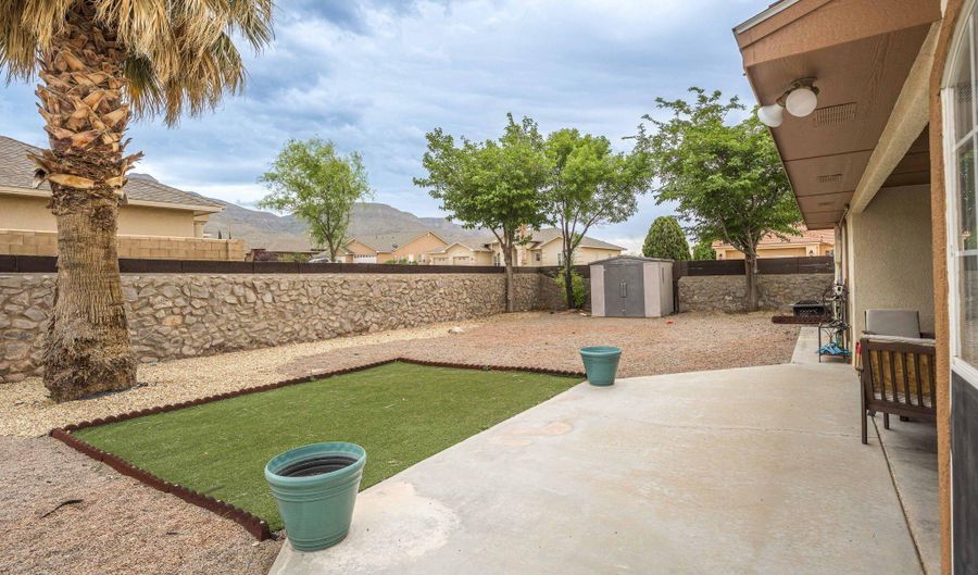 2639 Oakmont Dr, Alamogordo, NM 88310 - 4 Beds, 2 Bath