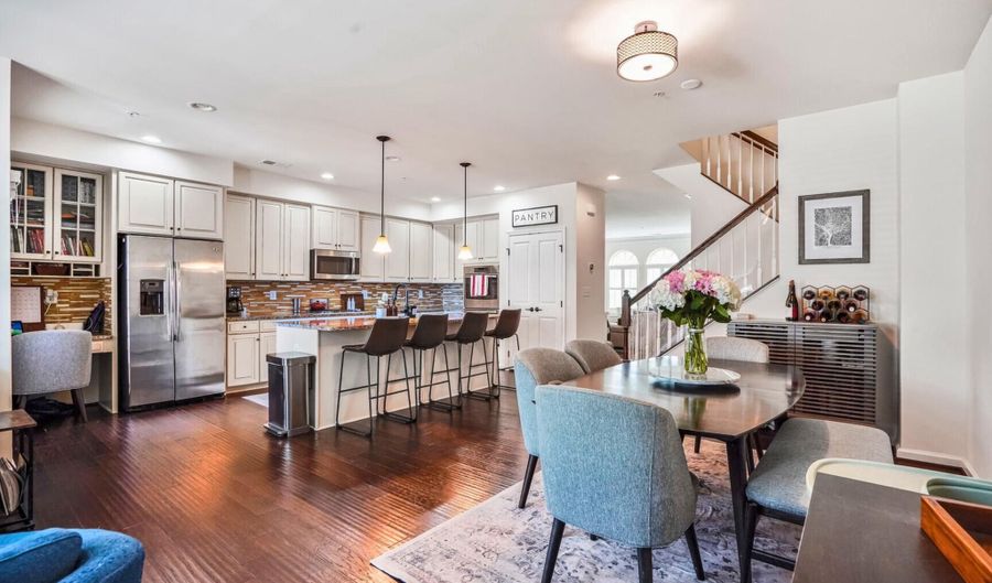 26013 BRAIDED MANE Ter, Aldie, VA 20105 - 3 Beds, 3 Bath