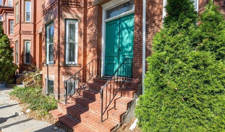 94 Mount Pleasant Ave 2, Boston, MA 02119 - 3 Beds, 2 Bath