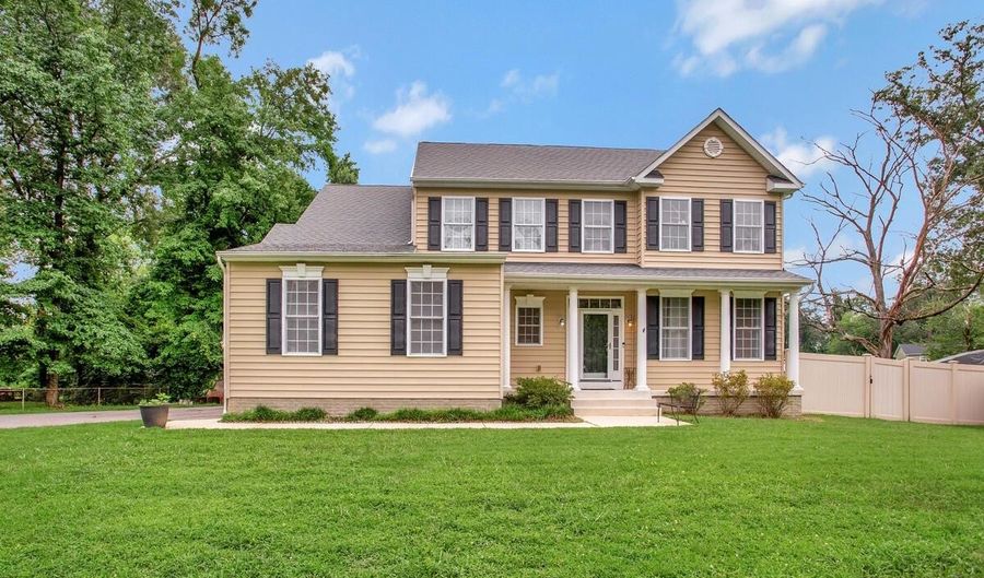 339 LIGHT STREET Ave, Severna Park, MD 21146 - 6 Beds, 5 Bath