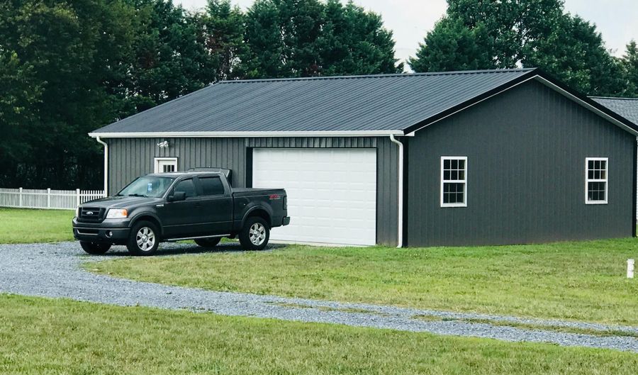 4401 SEASHORE Hwy, Bridgeville, DE 19933 - 3 Beds, 2 Bath