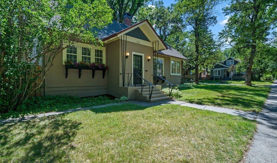 902 S 3rd Ave, Bozeman, MT 59715 - 4 Beds, 3 Bath